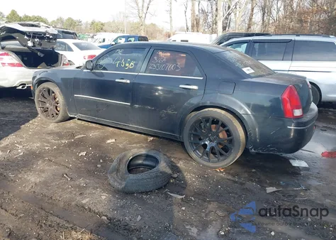 2006 Chrysler 300 Touring z USA, uszkodzony, nr VIN 2C3KA53G66H452748